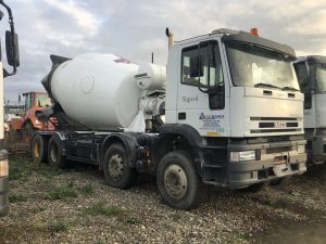 IVECO eurotrakker betoniera 8x4 - 2000