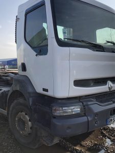 Renault Kerax 370/420 dCi piese - 2000