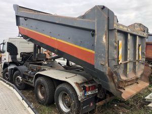 Autobasculanta Volvo FM12 420 cu 4 axe 8x4 - 420 CP