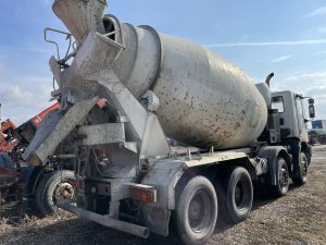 Betoniera CIFA 8x4 IVECO piese trakker