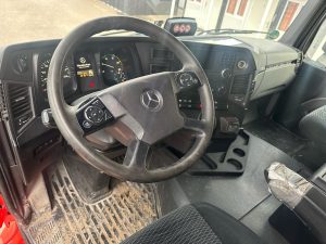 Cap tractor Mercedes - 2015