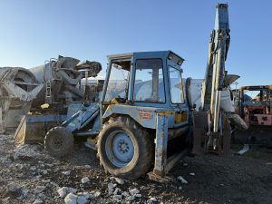 Buldoexcavator Ford 550
