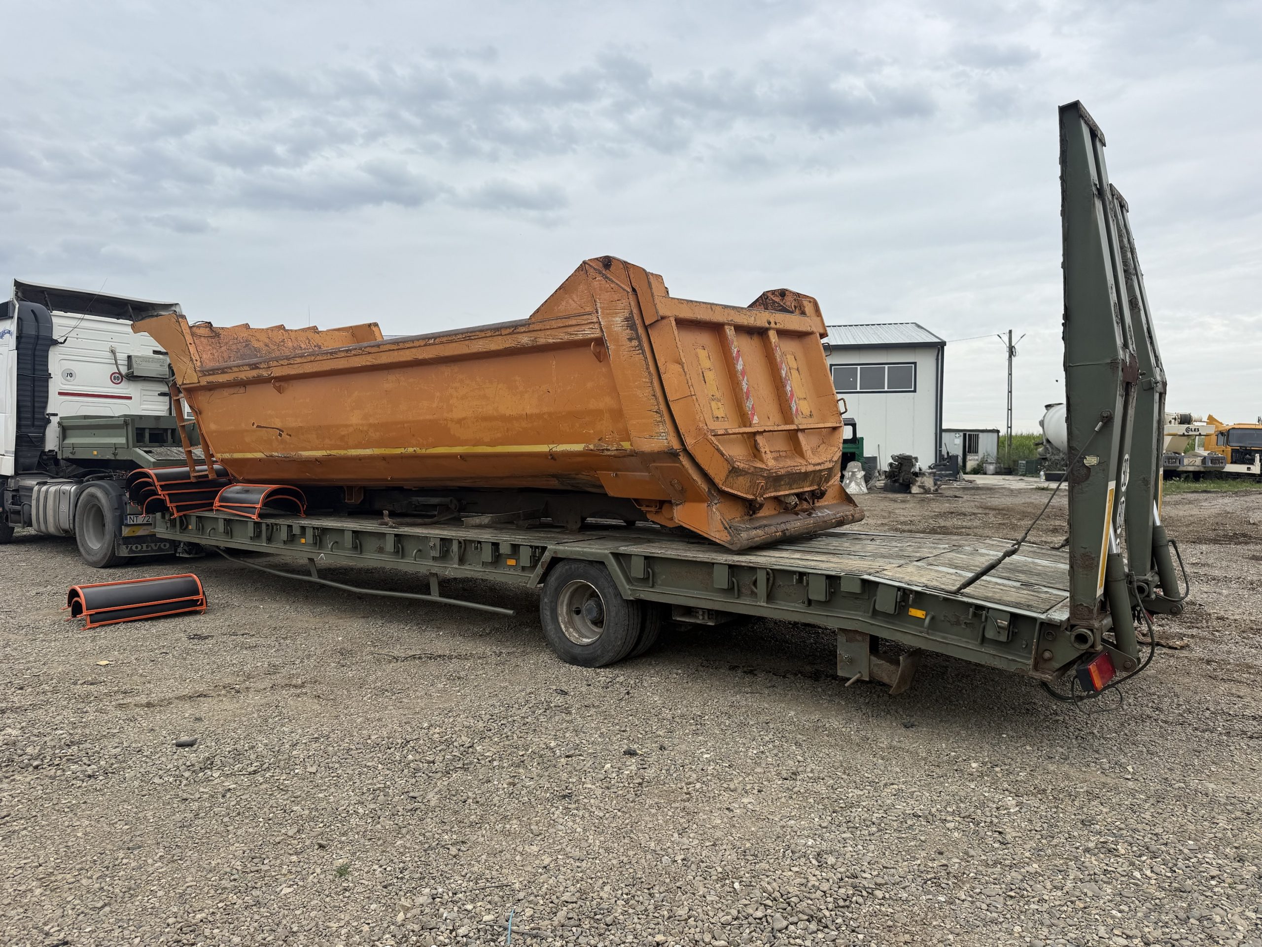 Trailer o axa inmatriculat