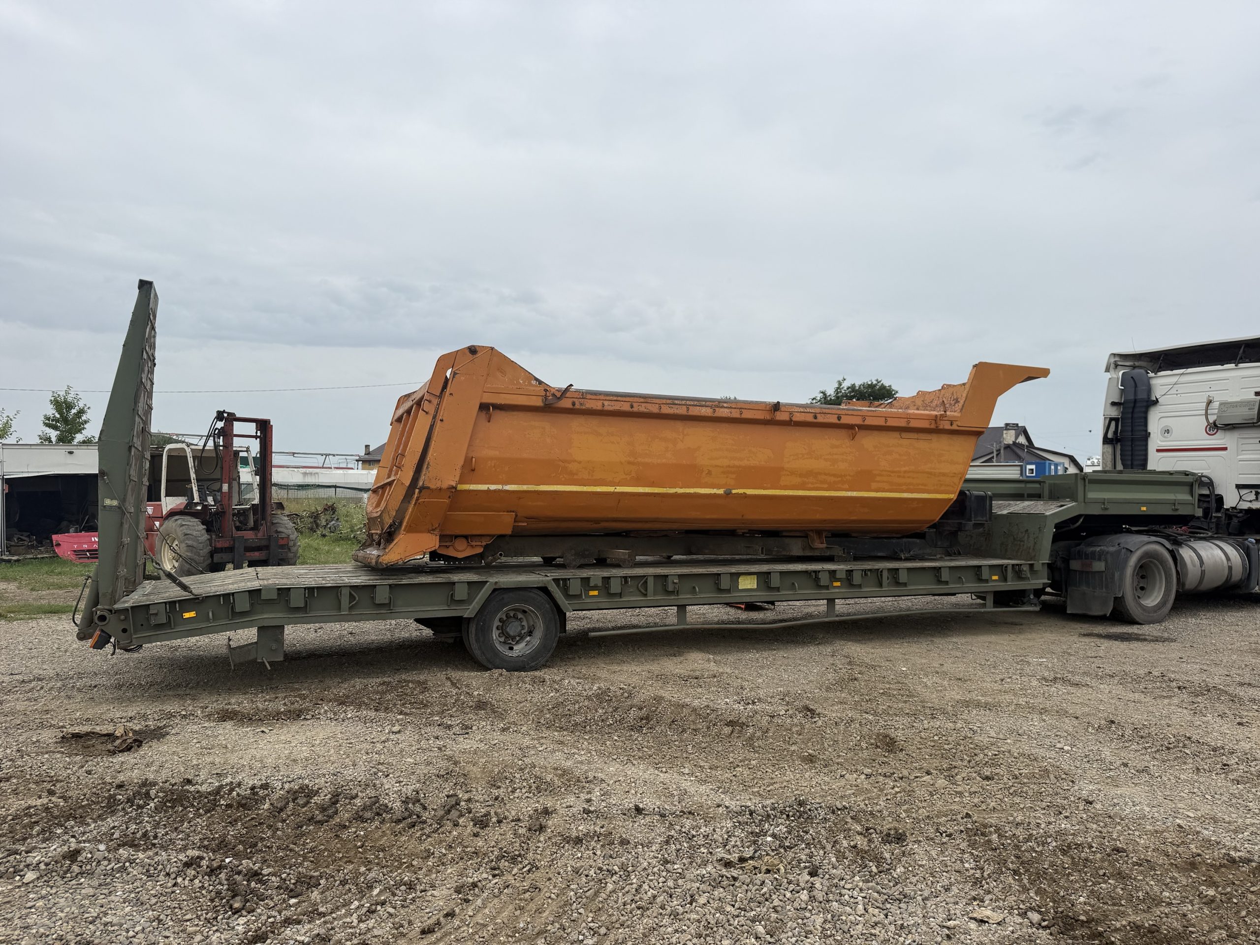 Trailer o axa inmatriculat