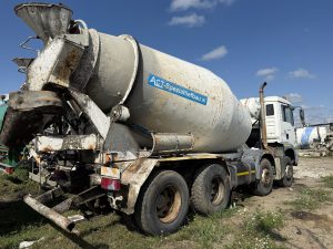 CIFA MAN 8x4 9 m3 - 2007, 360 CP