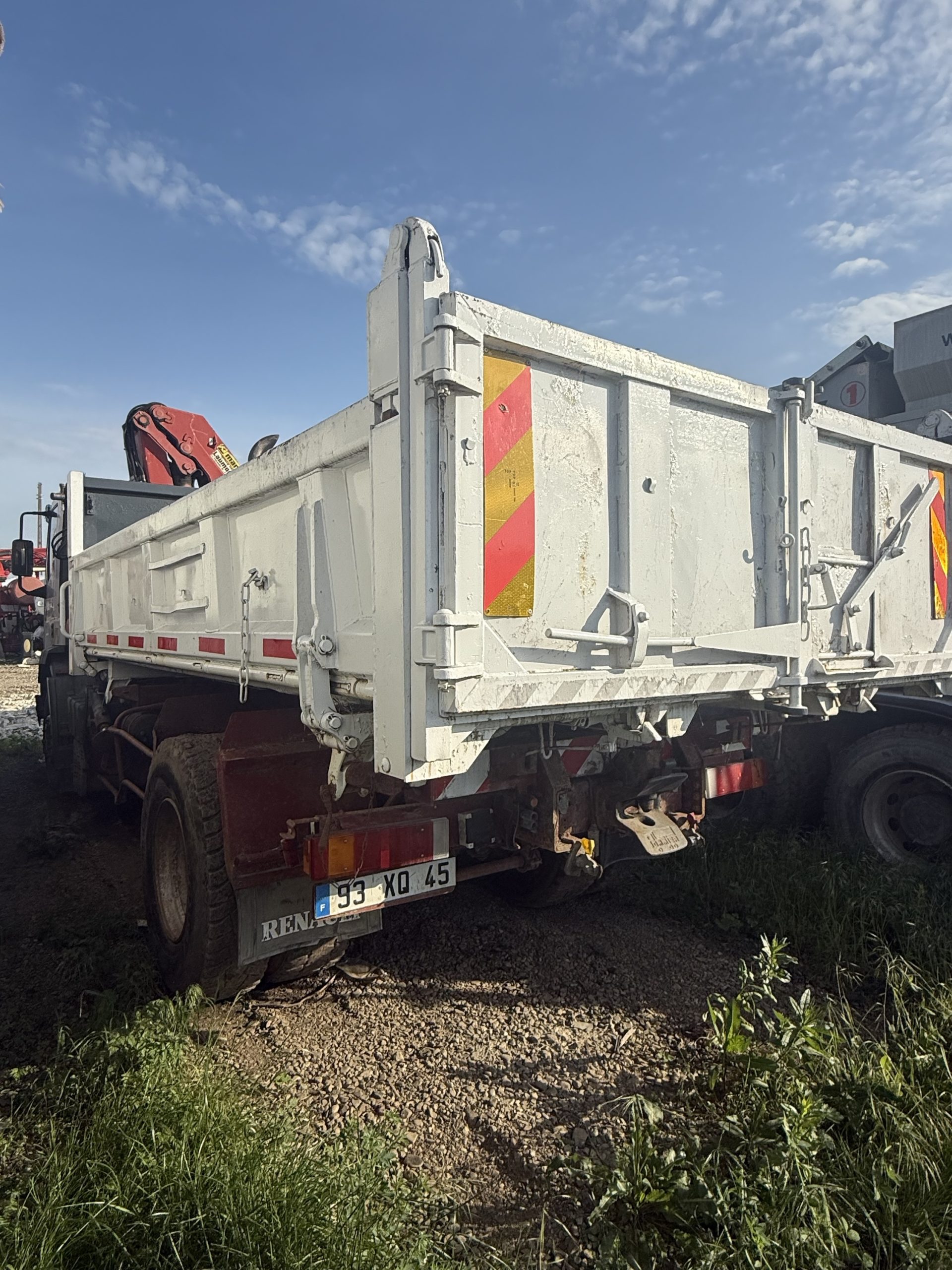 IVECO Trakker 19 tone cu macara